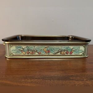 Vintage Pyrex Amber Glass Casserole Dish with Matching Metal Carrier 232-N